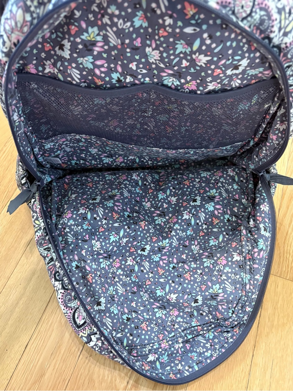 Vera Bradley Campus Backpack Bonbon Medallion Pattern Grey Pink Quilted Travel - Picture 10 of 15